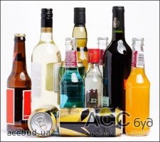 Россияне употребляют алкоголь в два раза больше украинцев